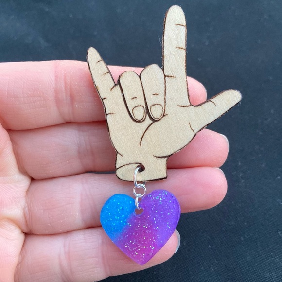 Love You ASL Sign Language Pin 🤟❤️💙💜💛💚 - Picture 5 of 6